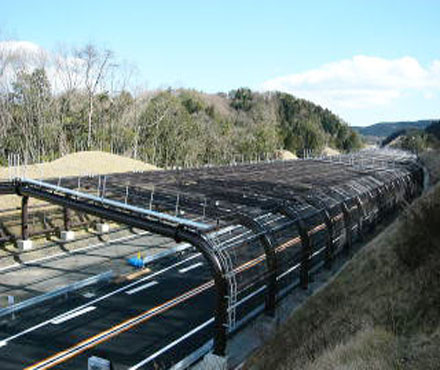 実績写真：東海環状自動車道（岐阜県土岐市）